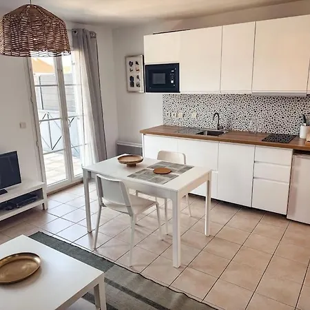 דירה Cosy Proche De *