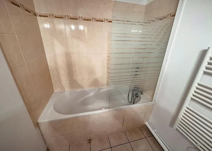 Apartament Cosy Proche De